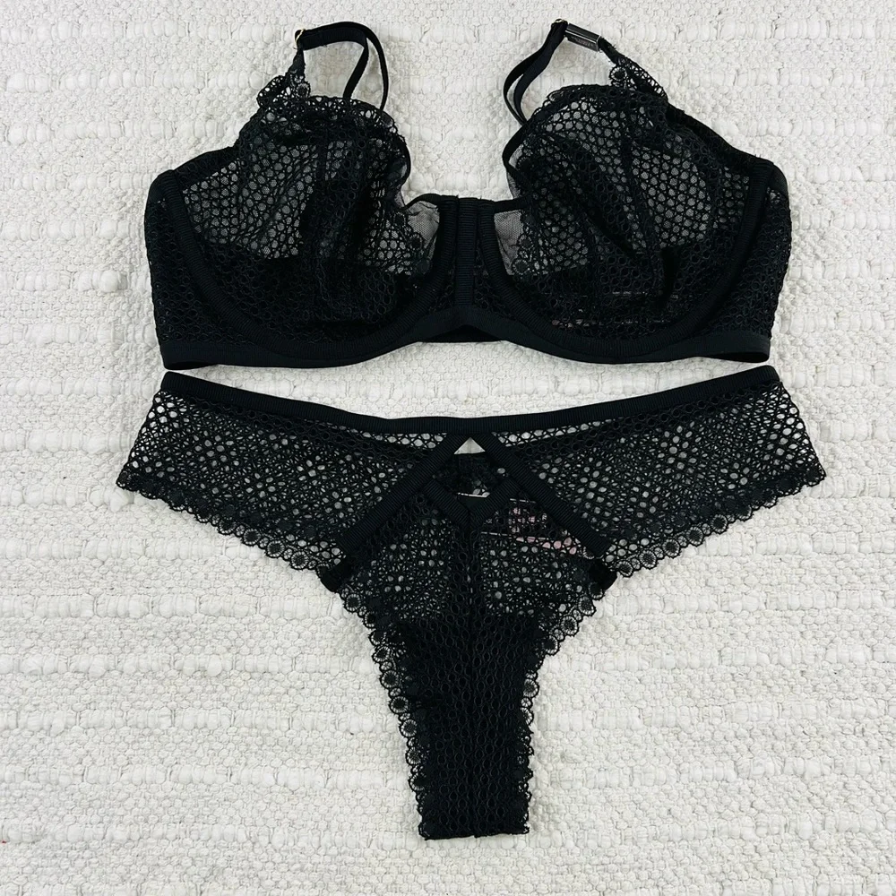 36D/M Victoria’s Secret Fishnet Bra & Cheeky Set